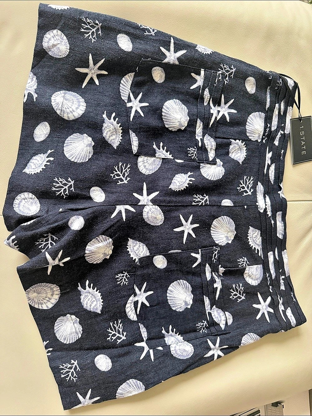 1.STATE Lined Shell Print Shorts